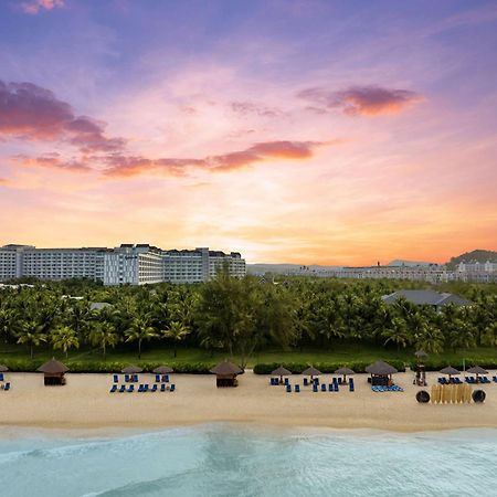 Radisson Blu Resort Phú Quốc Eksteriør billede Hard Rock Hotel at Sentosa