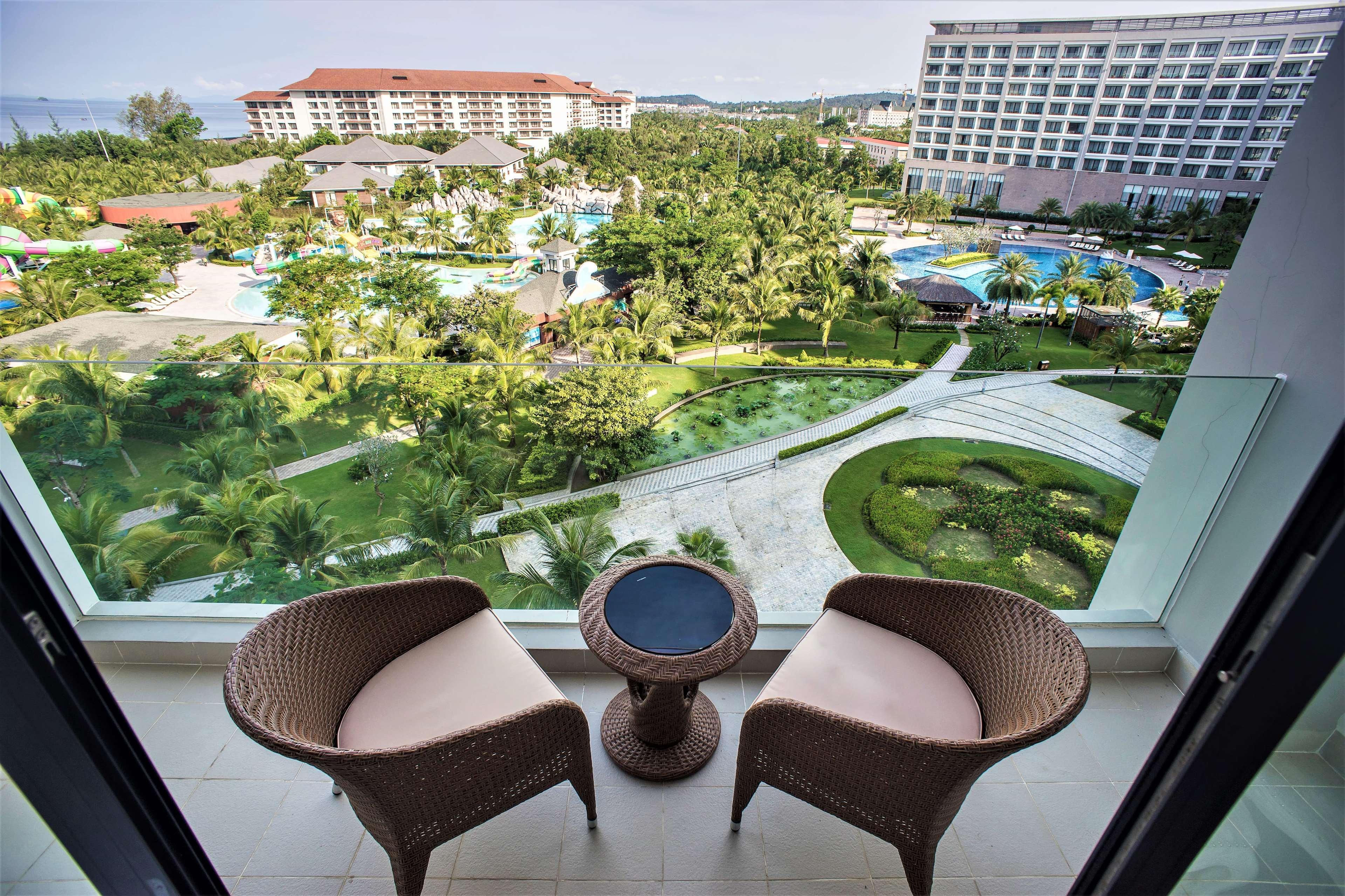 Radisson Blu Resort Phú Quốc Eksteriør billede View from a room at the resort